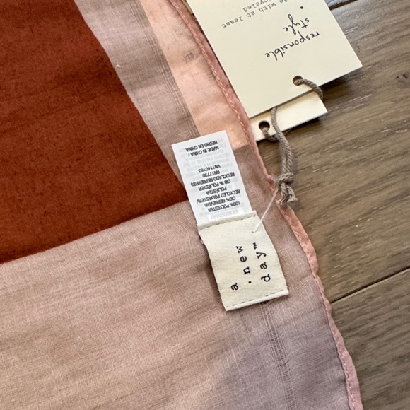 Colorful A New Day Geometric Scarf/Shawl - Picture 7 of 7